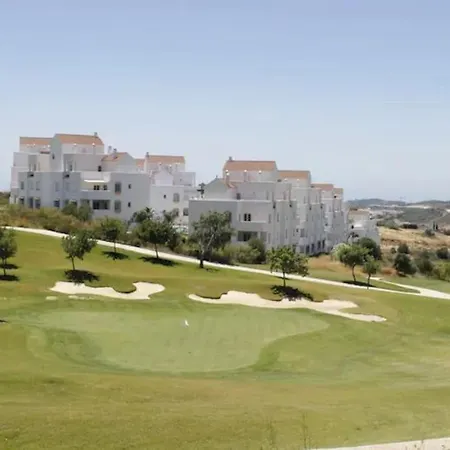 Stunning Penthouse On Golf Course With Sea Views *