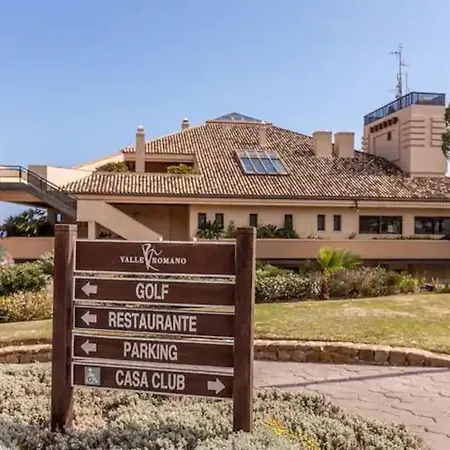 Stunning Penthouse On Golf Course With Sea Views Apartment Estepona